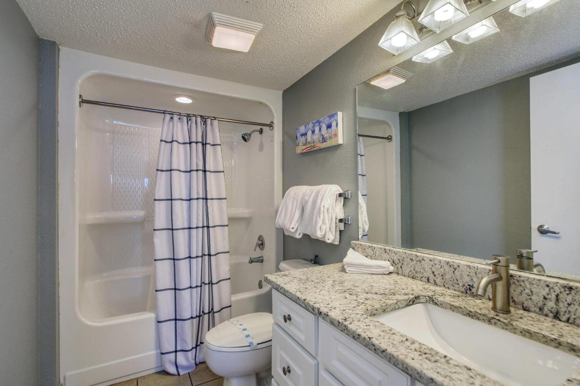 Вилла 1604 N Ocean Blvd, 0906 - Ocean Front Sleeps 8 Миртл-Бич Экстерьер фото